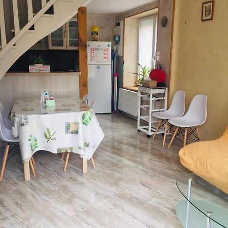 Petite Maison Au Coeur De L Auvergne Jumeaux Luaran gambar